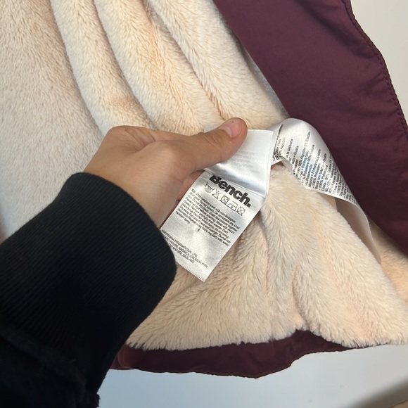Size small bench jacket with zip off hood, fuzzy inside! - Picture 6 of 8